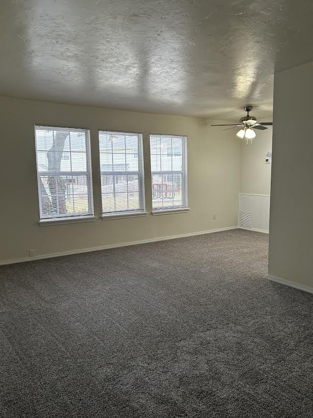 6401 N. Warren Ave., 202